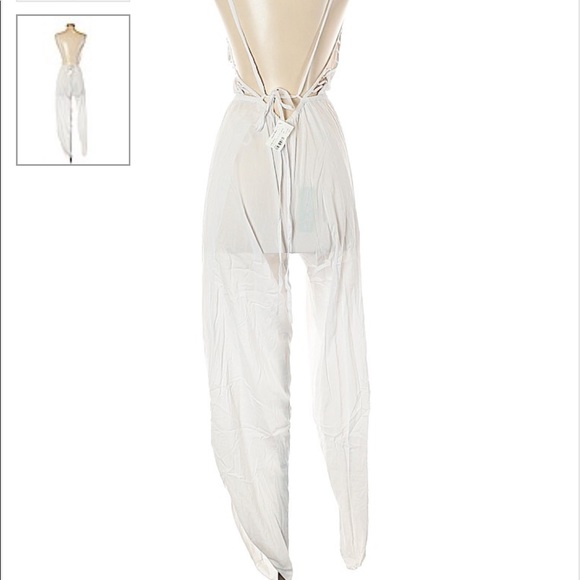 Indah White jumpsuit - Picture 2 of 3